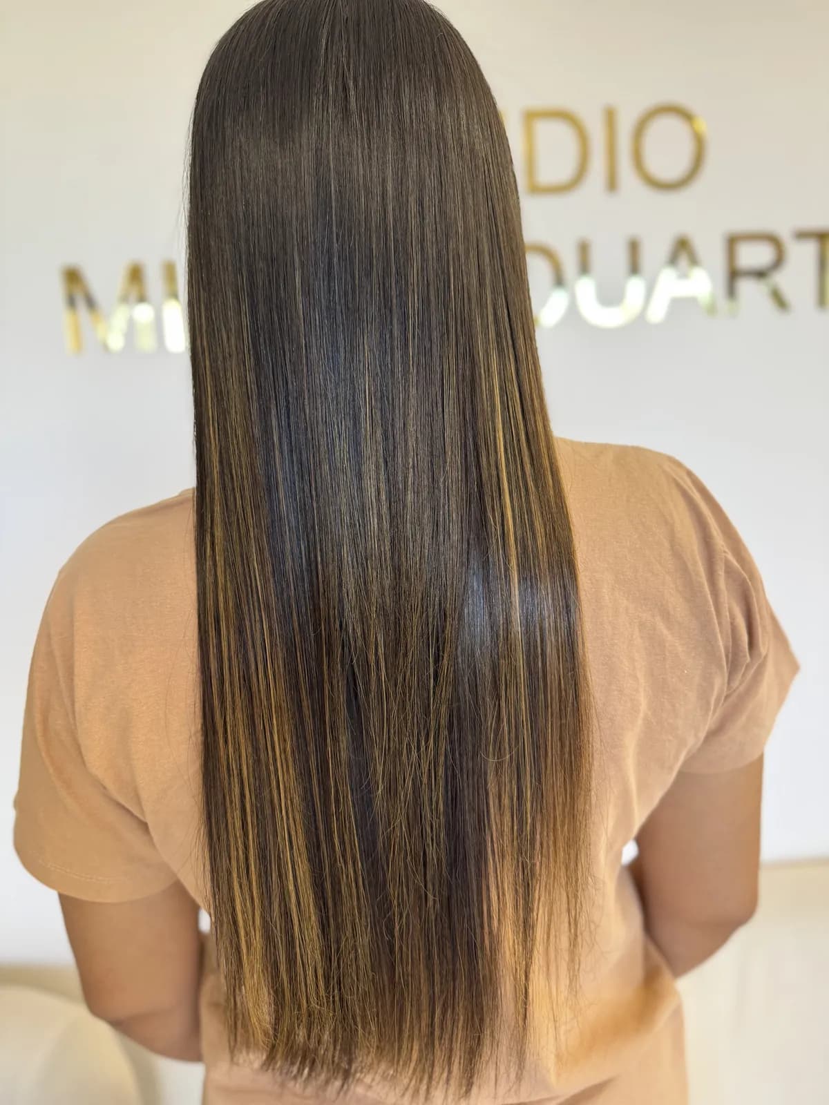 Alinhamento capilar em cabelo longo e liso